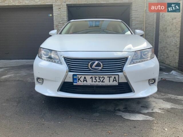 Белый Лексус ЕС, объемом двигателя 2.49 л и пробегом 134 тыс. км за 19800 $, фото 1 на Automoto.ua