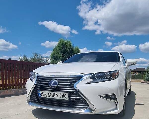 Білий Лексус ЕС, об'ємом двигуна 2.49 л та пробігом 82 тис. км за 29998 $, фото 1 на Automoto.ua