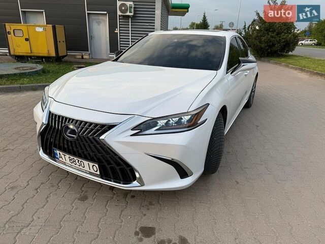 Білий Лексус ЕС, об'ємом двигуна 2.49 л та пробігом 115 тис. км за 31500 $, фото 1 на Automoto.ua