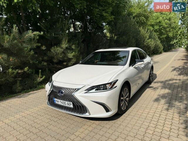 Белый Лексус ЕС, объемом двигателя 2.49 л и пробегом 46 тыс. км за 36500 $, фото 1 на Automoto.ua