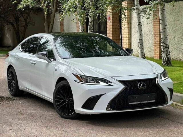 Белый Лексус ЕС, объемом двигателя 3.5 л и пробегом 59 тыс. км за 19700 $, фото 1 на Automoto.ua