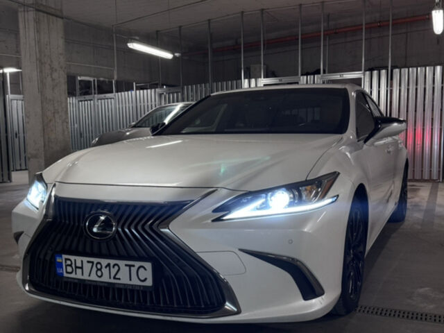 Білий Лексус ЕС, об'ємом двигуна 2.49 л та пробігом 105 тис. км за 39000 $, фото 1 на Automoto.ua