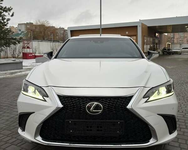 Белый Лексус ЕС, объемом двигателя 2.49 л и пробегом 63 тыс. км за 36900 $, фото 1 на Automoto.ua