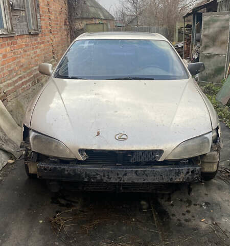 Бежевий Лексус ЕС, об'ємом двигуна 3 л та пробігом 180 тис. км за 2500 $, фото 1 на Automoto.ua