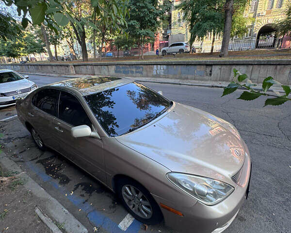 Бежевый Лексус ЕС, объемом двигателя 3 л и пробегом 240 тыс. км за 6700 $, фото 1 на Automoto.ua