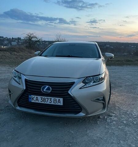 Бежевый Лексус ЕС, объемом двигателя 2.5 л и пробегом 219 тыс. км за 17900 $, фото 1 на Automoto.ua
