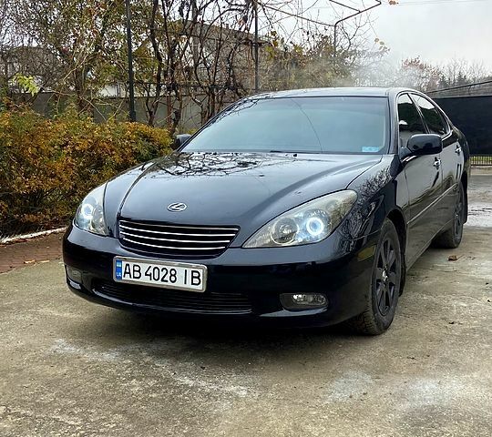 Чорний Лексус ЕС, об'ємом двигуна 3 л та пробігом 240 тис. км за 5800 $, фото 1 на Automoto.ua