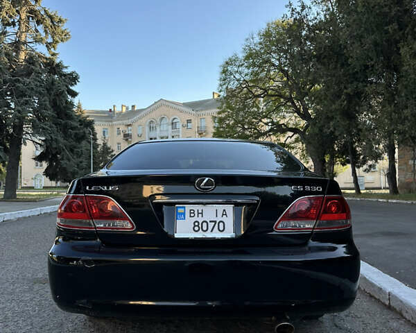 Черный Лексус ЕС, объемом двигателя 3.3 л и пробегом 542 тыс. км за 5500 $, фото 1 на Automoto.ua