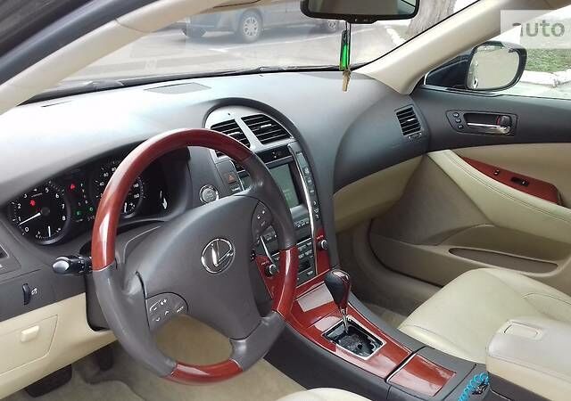 Черный Лексус ЕС, объемом двигателя 3.5 л и пробегом 185 тыс. км за 8900 $, фото 1 на Automoto.ua