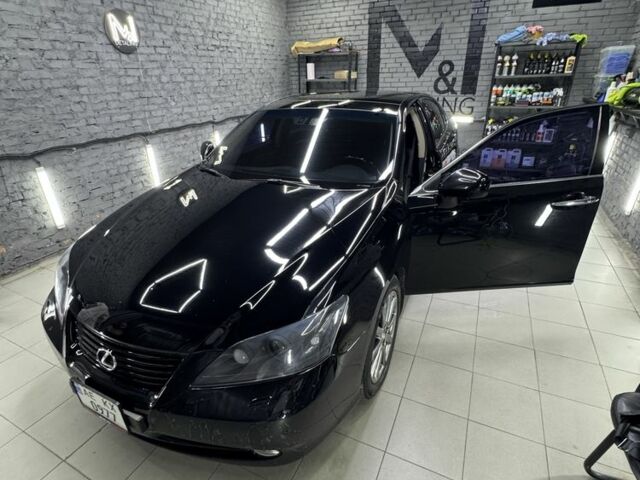 Черный Лексус ЕС, объемом двигателя 3.5 л и пробегом 228 тыс. км за 14500 $, фото 1 на Automoto.ua