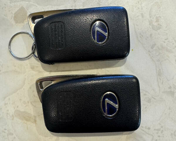 Чорний Лексус ЕС, об'ємом двигуна 2.49 л та пробігом 239 тис. км за 14600 $, фото 1 на Automoto.ua