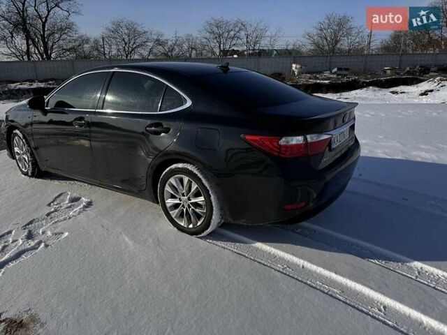 Черный Лексус ЕС, объемом двигателя 2.5 л и пробегом 250 тыс. км за 11900 $, фото 1 на Automoto.ua