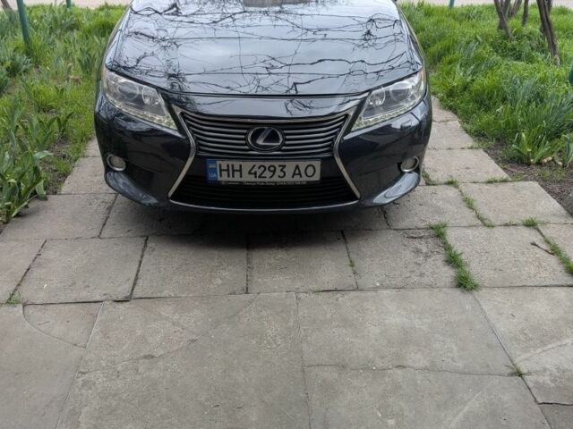 Черный Лексус ЕС, объемом двигателя 2.5 л и пробегом 251 тыс. км за 12000 $, фото 1 на Automoto.ua