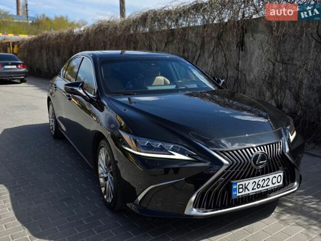 Чорний Лексус ЕС, об'ємом двигуна 2.5 л та пробігом 114 тис. км за 32500 $, фото 1 на Automoto.ua