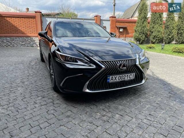 Черный Лексус ЕС, объемом двигателя 3.5 л и пробегом 125 тыс. км за 36900 $, фото 1 на Automoto.ua