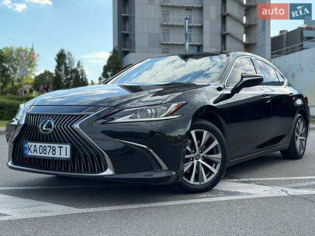 Черный Лексус ЕС, объемом двигателя 2.5 л и пробегом 165 тыс. км за 28700 $, фото 1 на Automoto.ua
