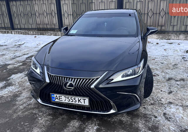 Черный Лексус ЕС, объемом двигателя 2.49 л и пробегом 130 тыс. км за 35000 $, фото 1 на Automoto.ua