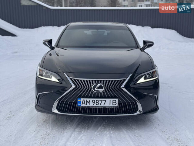 Черный Лексус ЕС, объемом двигателя 2.49 л и пробегом 27 тыс. км за 37500 $, фото 1 на Automoto.ua