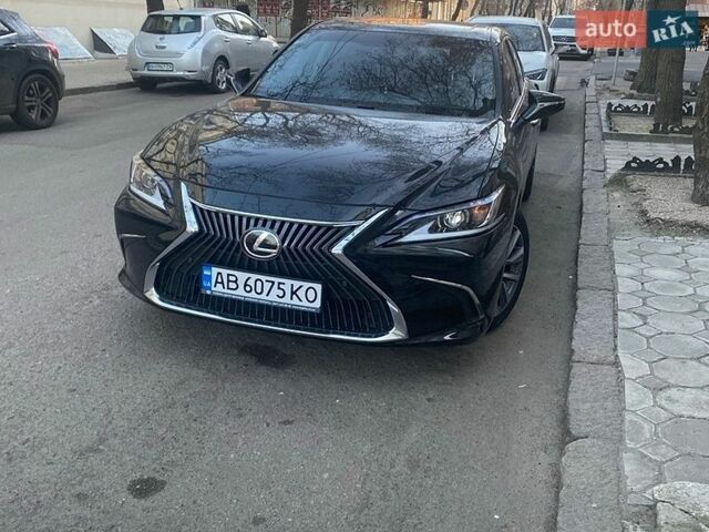 Черный Лексус ЕС, объемом двигателя 2.49 л и пробегом 55 тыс. км за 23000 $, фото 1 на Automoto.ua
