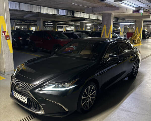 Лексус ЕС 2020 у Києві на Automoto.ua Чорний Лексус ЕС, об'ємом двигуна 2.5 л та пробігом 105 тис. км за 31000 $, фото 1 на Automoto.ua