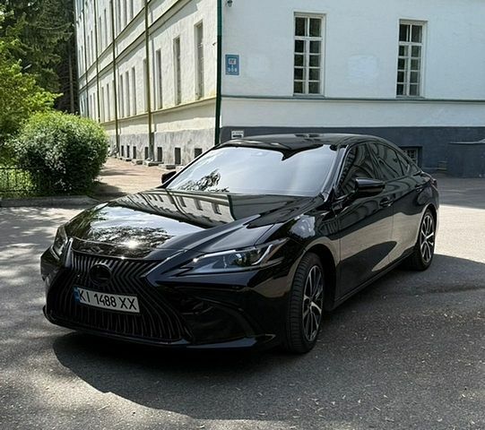Чорний Лексус ЕС, об'ємом двигуна 3.5 л та пробігом 82 тис. км за 35900 $, фото 1 на Automoto.ua