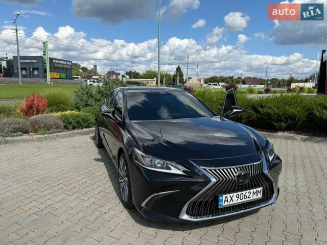 Черный Лексус ЕС, объемом двигателя 2.49 л и пробегом 120 тыс. км за 34500 $, фото 1 на Automoto.ua