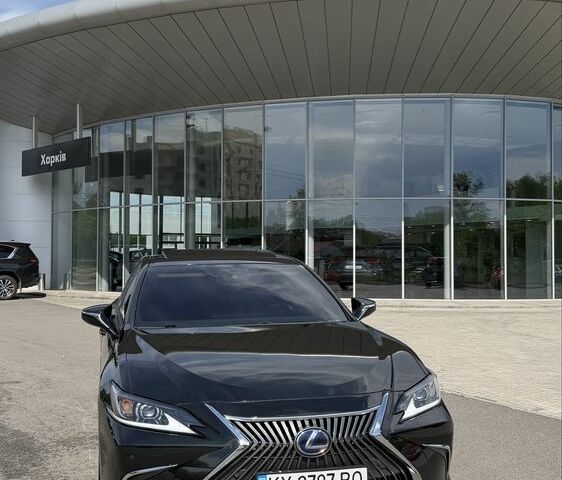Черный Лексус ЕС, объемом двигателя 2.5 л и пробегом 152 тыс. км за 32555 $, фото 1 на Automoto.ua