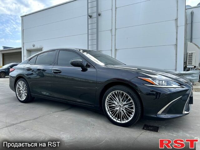 Черный Лексус ЕС, объемом двигателя 2 л и пробегом 67 тыс. км за 36900 $, фото 1 на Automoto.ua
