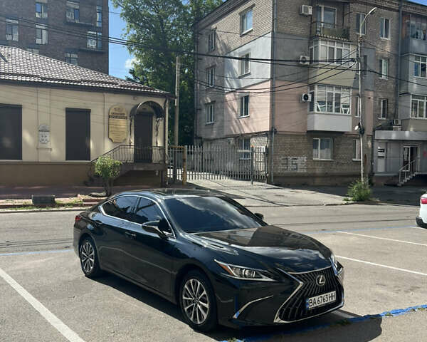 Черный Лексус ЕС, объемом двигателя 1.99 л и пробегом 33 тыс. км за 42000 $, фото 1 на Automoto.ua