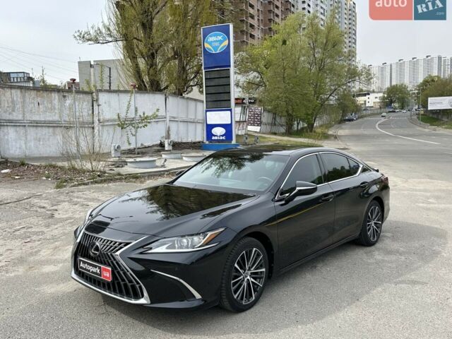 Черный Лексус ЕС, объемом двигателя 2.5 л и пробегом 40 тыс. км за 42990 $, фото 1 на Automoto.ua
