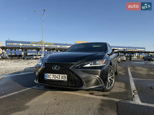 Черный Лексус ЕС, объемом двигателя 2.49 л и пробегом 128 тыс. км за 39500 $, фото 1 на Automoto.ua