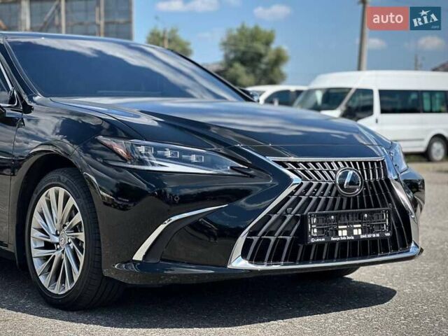 Чорний Лексус ЕС, об'ємом двигуна 2.49 л та пробігом 16 тис. км за 47000 $, фото 1 на Automoto.ua