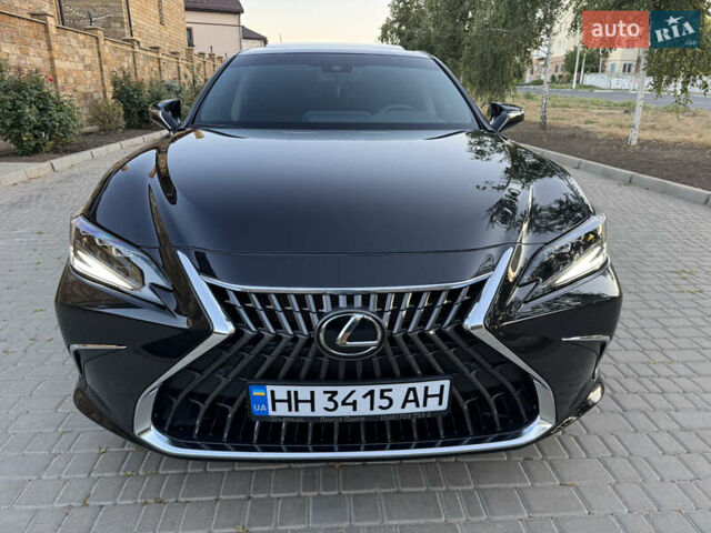 Черный Лексус ЕС, объемом двигателя 2.49 л и пробегом 7 тыс. км за 47900 $, фото 1 на Automoto.ua