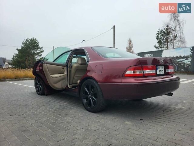 Красный Лексус ЕС, объемом двигателя 3 л и пробегом 400 тыс. км за 15000 $, фото 1 на Automoto.ua