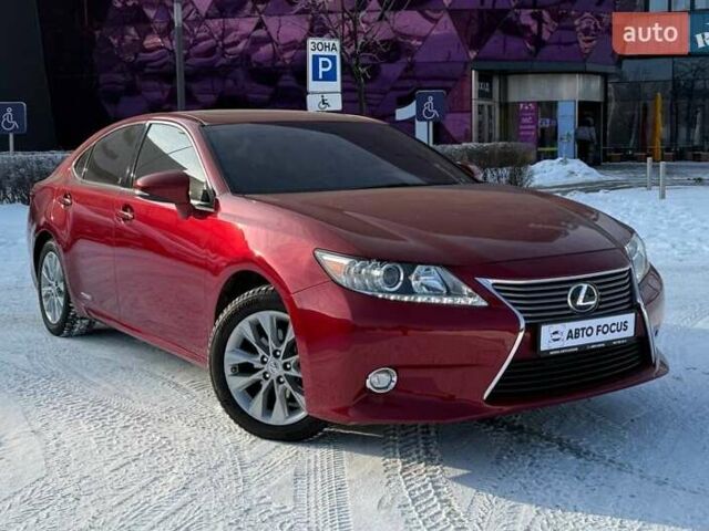 Красный Лексус ЕС, объемом двигателя 2.49 л и пробегом 300 тыс. км за 14490 $, фото 1 на Automoto.ua