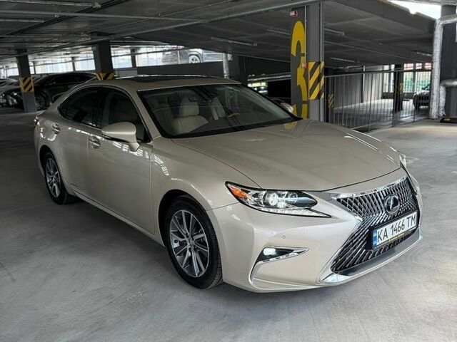 Лексус ЕС, объемом двигателя 2.49 л и пробегом 255 тыс. км за 20990 $, фото 1 на Automoto.ua