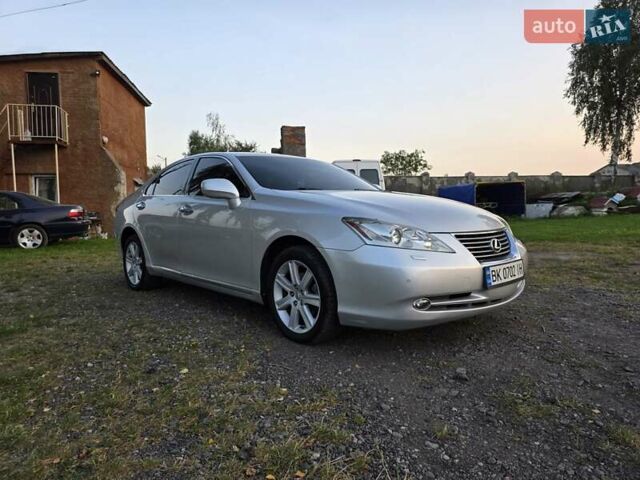 Сірий Лексус ЕС, об'ємом двигуна 3.5 л та пробігом 250 тис. км за 8799 $, фото 1 на Automoto.ua