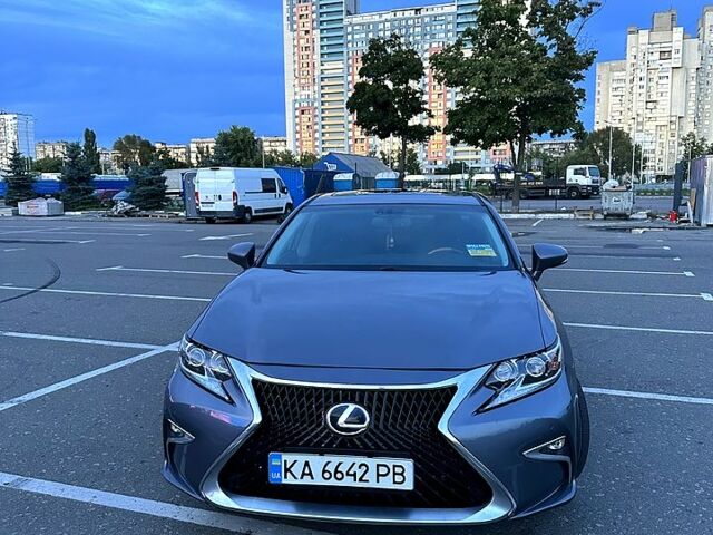 Серый Лексус ЕС, объемом двигателя 2.5 л и пробегом 228 тыс. км за 16900 $, фото 1 на Automoto.ua