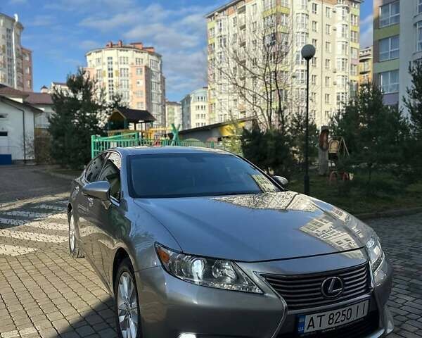 Серый Лексус ЕС, объемом двигателя 2.49 л и пробегом 249 тыс. км за 18300 $, фото 1 на Automoto.ua