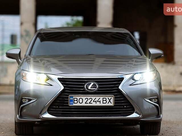 Сірий Лексус ЕС, об'ємом двигуна 2.5 л та пробігом 130 тис. км за 22500 $, фото 1 на Automoto.ua