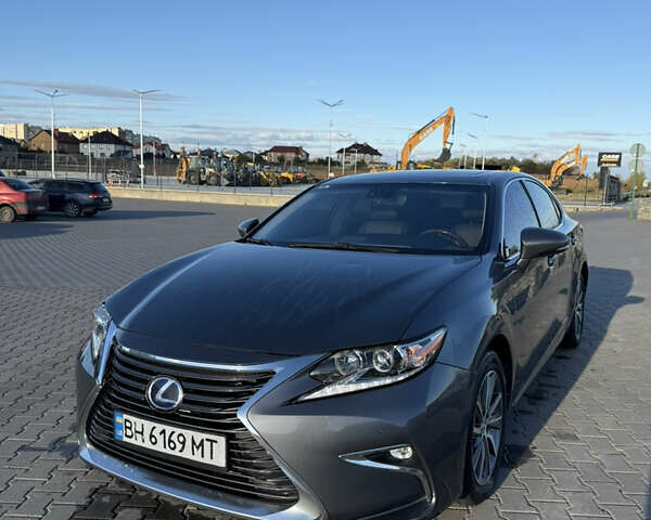 Лексус ЕС 2015 в Черновцах на Automoto.ua Серый Лексус ЕС, объемом двигателя 2.49 л и пробегом 203 тыс. км за 20000 $, фото 1 на Automoto.ua