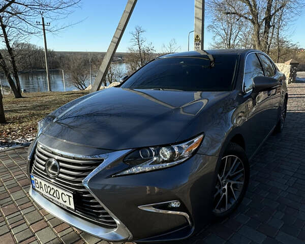 Сірий Лексус ЕС, об'ємом двигуна 3.5 л та пробігом 155 тис. км за 25700 $, фото 1 на Automoto.ua