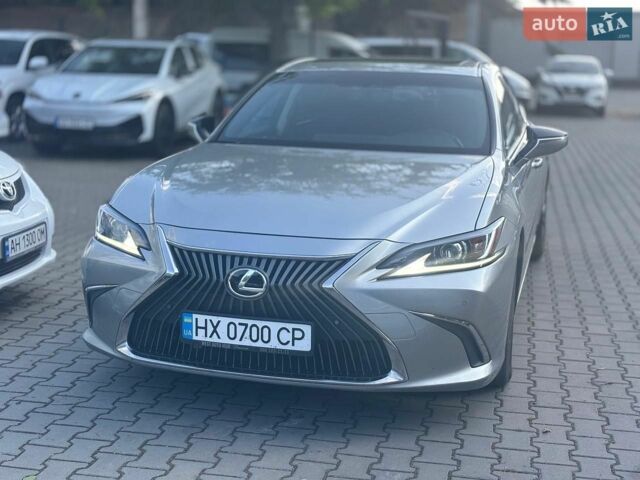 Сірий Лексус ЕС, об'ємом двигуна 2.49 л та пробігом 115 тис. км за 35000 $, фото 1 на Automoto.ua