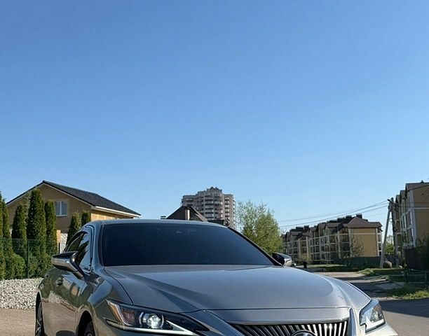 Сірий Лексус ЕС, об'ємом двигуна 2.49 л та пробігом 77 тис. км за 37499 $, фото 1 на Automoto.ua