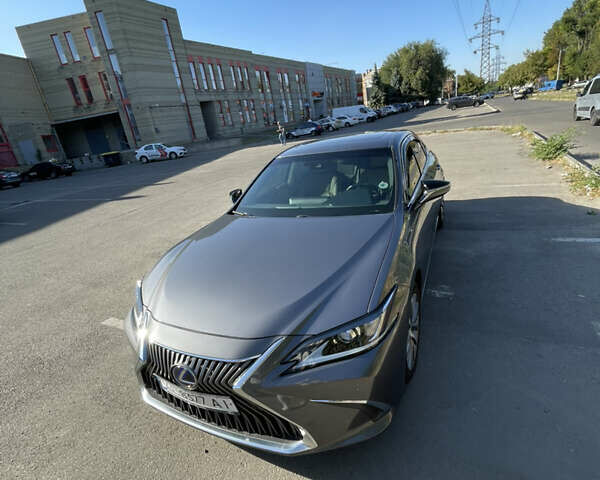 Серый Лексус ЕС, объемом двигателя 2.49 л и пробегом 75 тыс. км за 40000 $, фото 1 на Automoto.ua