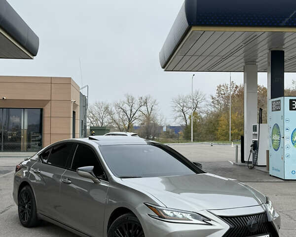 Сірий Лексус ЕС, об'ємом двигуна 2.5 л та пробігом 76 тис. км за 33999 $, фото 1 на Automoto.ua