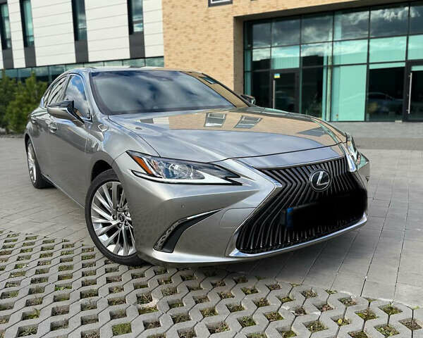 Сірий Лексус ЕС, об'ємом двигуна 3.46 л та пробігом 55 тис. км за 52000 $, фото 1 на Automoto.ua