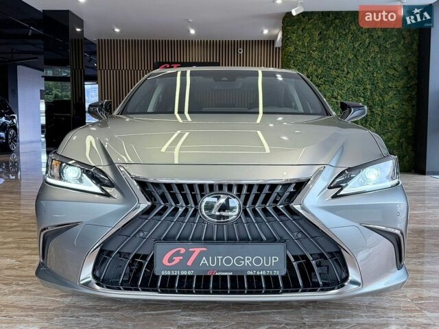 Сірий Лексус ЕС, об'ємом двигуна 2 л та пробігом 27 тис. км за 38800 $, фото 1 на Automoto.ua