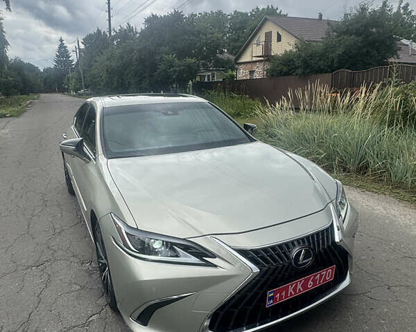 Сірий Лексус ЕС, об'ємом двигуна 2.49 л та пробігом 61 тис. км за 36500 $, фото 1 на Automoto.ua