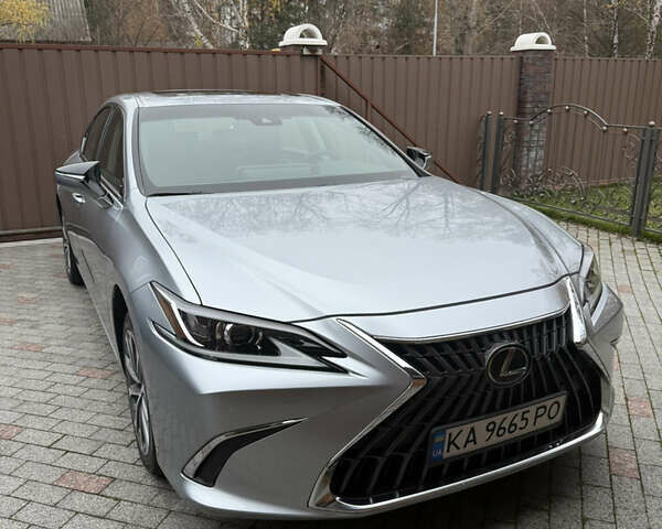 Серый Лексус ЕС, объемом двигателя 2.49 л и пробегом 23 тыс. км за 38800 $, фото 1 на Automoto.ua